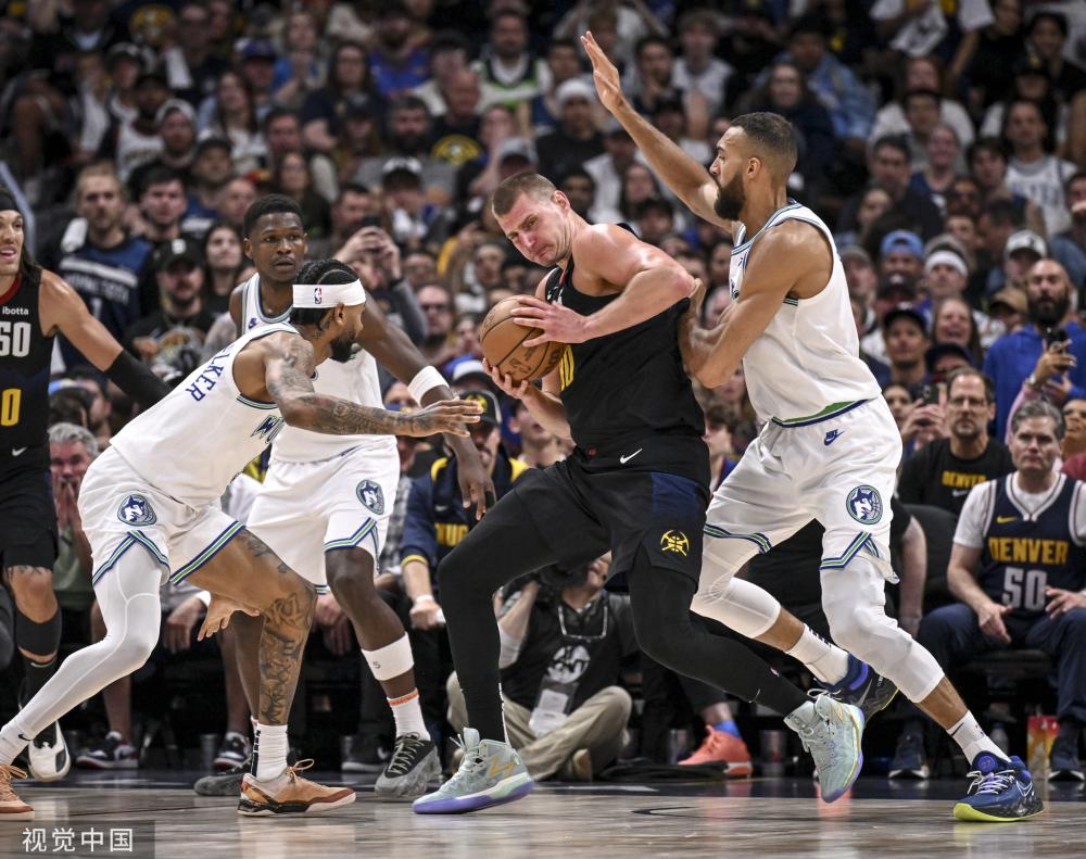 他没有盲目 他没有盲目