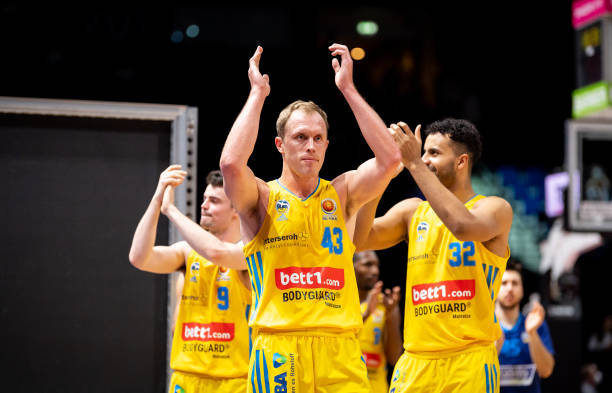 期遭遇手伤 期遭遇手伤